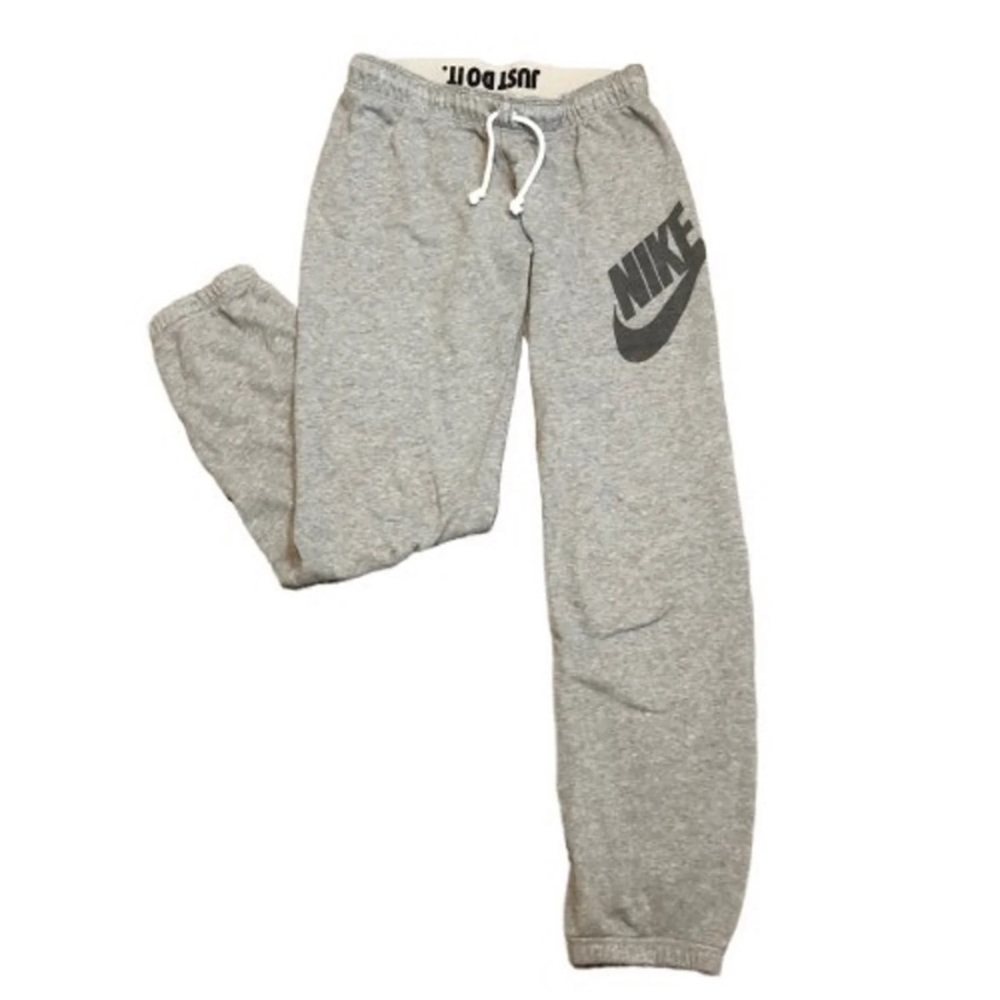 Nike women’s sweatpants